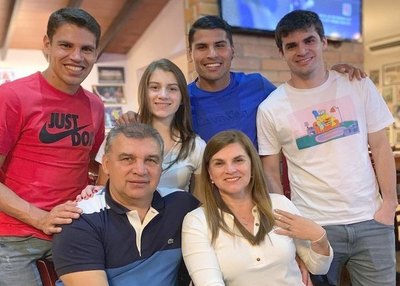 Crónica / SEBASTIÁN DOLDÁN: “Tuve que correr del terremoto”