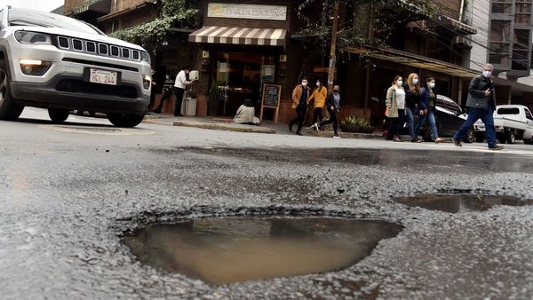 Precario sistema de desagüe pluvial genera destrozos en calles de capital