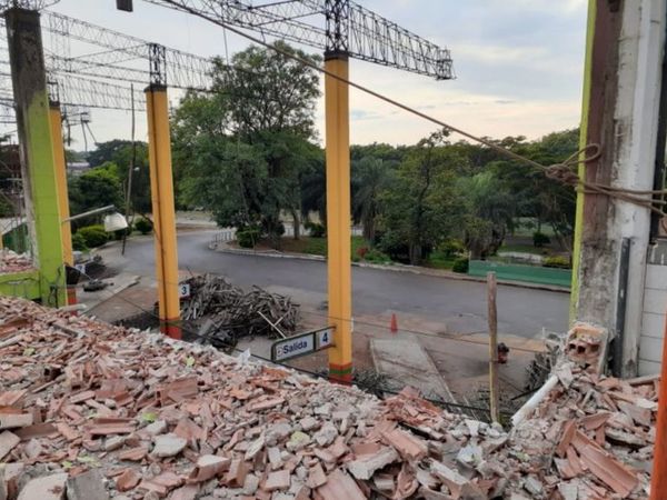 Amplían a G. 9 mil millones contrato para obras en terminal asuncena - Nacionales - ABC Color