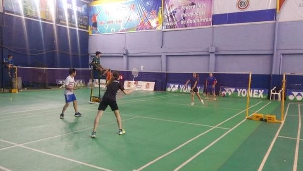 El bádminton aspira a ser un deporte masivo en el país y crece en número de atletas