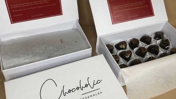 Chocoholic: bombones artesanales rellenos con y sin alcohol (adictivamente deliciosos)