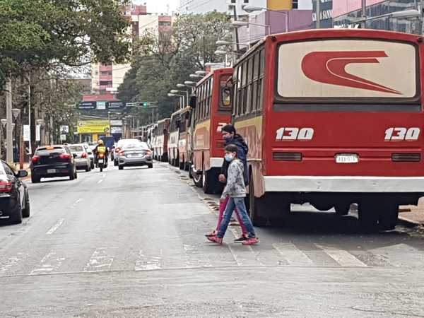 Transportistas intermunicipales levantan paro, y en CDE sigue - La Clave