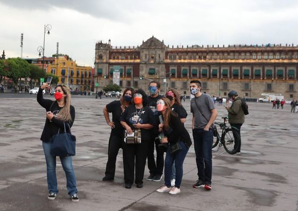 Los jóvenes protagonizan la tercera ola de coronavirus en México - Mundo - ABC Color