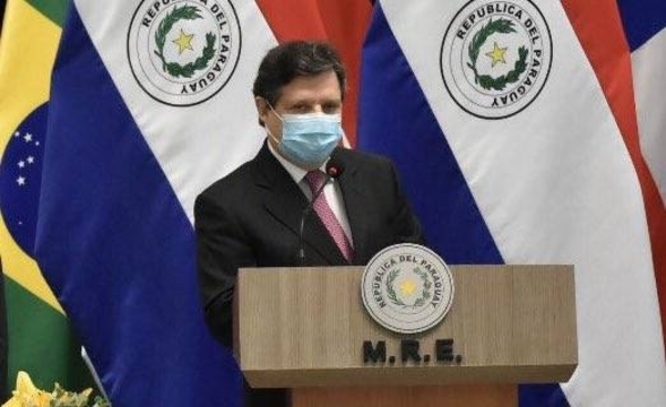 Diario HOY | Paraguay podría cerrar el 2021 con 4 millones de vacunas antiCOVID, según Acevedo