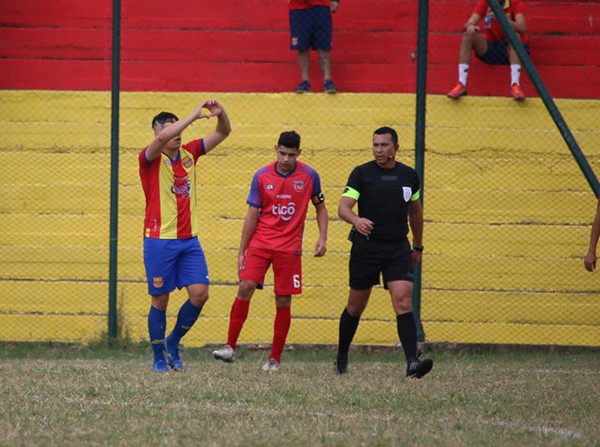 Sp. Colombia se impuso al Atlético Juventud - APF