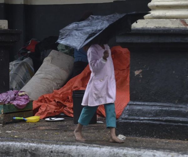 Refugios para indígenas siguen habilitados y buscan proteger a los niños del frío - Nacionales - ABC Color