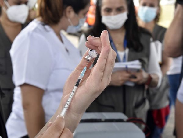 Permiso para vacunarse: Suman denuncias contra empresas - Nacionales - ABC Color