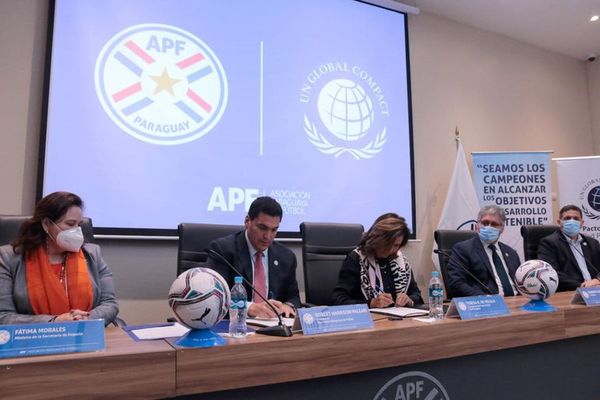 Firma de convenio en la APF - Fútbol - ABC Color