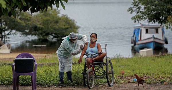 La Nación / Brasil empieza a ver los efectos de la vacunación en sus números de la pandemia
