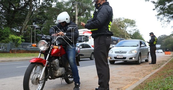 La Nación / Caminera inició control de habilitación vehicular