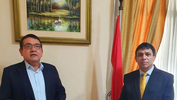 Santa Cruz llega al CM y promete enfrentar a Cartes