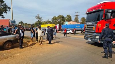 Conflicto con camioneros pone en riesgo las agroexportaciones