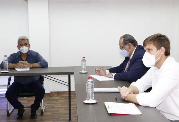 Clases Presenciales podrían iniciarse a mediados de agosto y desde FEP piden al MEC garantizar aplicación de segunda dosis para docentes - Contacto Ciudadano - ABC Color