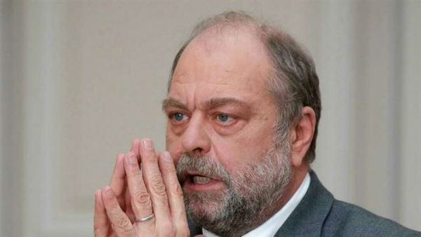Inculpado el ministro francés de Justicia por conflictos de intereses