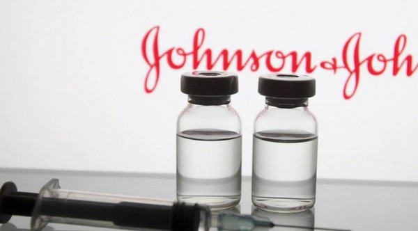 Vacunas de Johnson, descartadas para este año