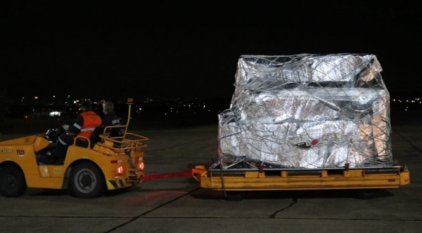 Llegaron esta madrugada 35.100 vacunas Pfizer