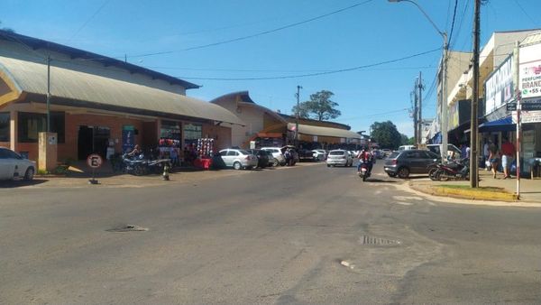 Continúa la crisis en el sector comercial fronterizo