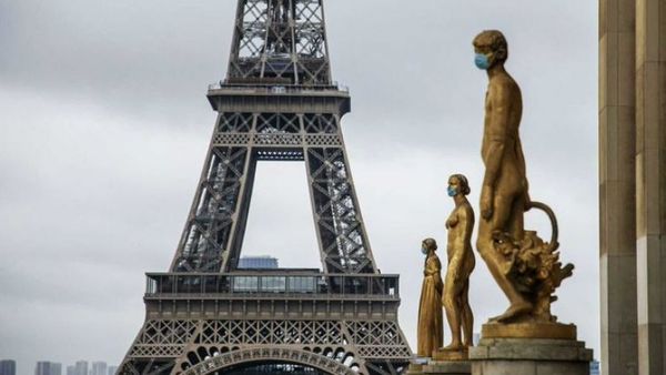 La torre Eiffel vuelve a estar abierta al público luego de más de ocho meses