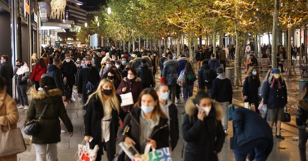 La Nación / COVID-19: países europeos multiplican medidas para contener rebrote