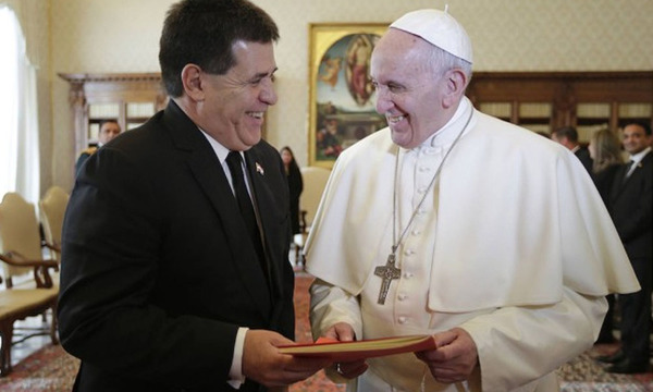 El Papa agradece a Horacio Cartes por sus deseos de pronta recuperación - OviedoPress