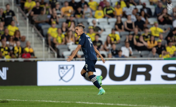 Diario HOY | Medina se luce con gol en la MLS pero su equipo acaba perdiendo