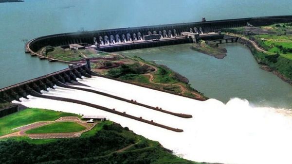 Posturas divididas sobre la tarifa de Itaipú para los próximos años