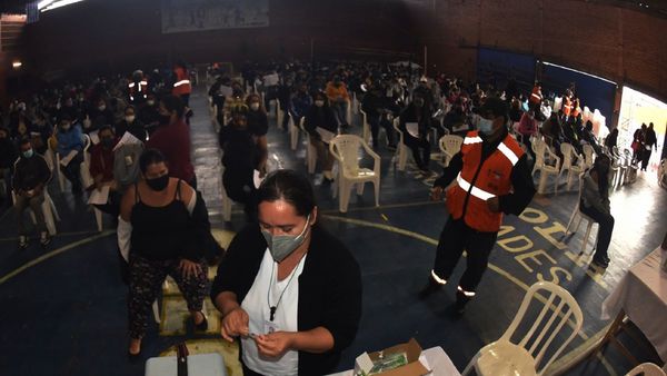 Marito autoriza uso de 500.000 dosis de Pfizer y bajarán la edad