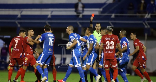 La Nación / Reaccionó el 12 y logró igualar