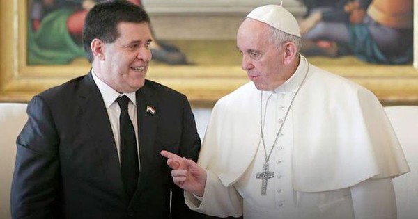 La Nación / El papa Francisco agradeció el saludo de Horacio Cartes