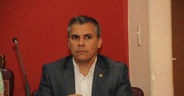 La Nación / Critican indignación selectiva de Alberdin
