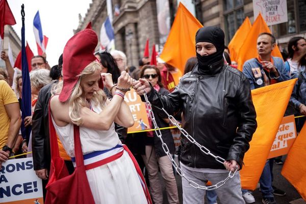 Francia afronta una semana clave para evitar la quinta ola de la pandemia - Mundo - ABC Color