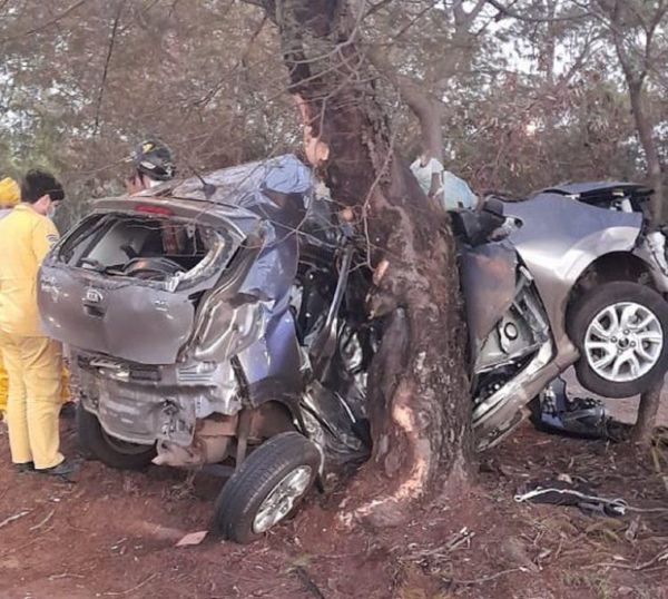 Hijo de Francisco Arce fallece tras chocar contra un árbol en Autopista