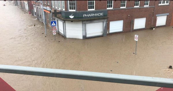 La Nación / Una chocolatería en Bélgica arrasada por las inundaciones