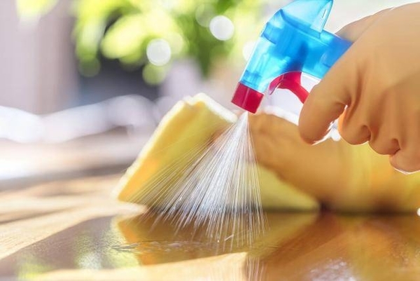 Diario HOY | Desinfección de superficies, una práctica que hoy es innecesaria para prevenir el COVID-19
