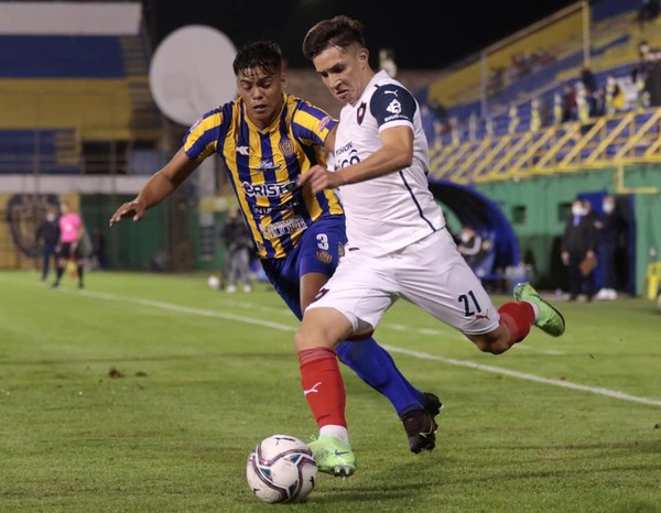 Rueda la pelota en el torneo local | Noticias Paraguay