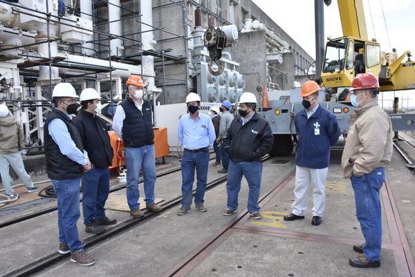 Verifican trabajos de adecuación en Yacyretá y maquinización de Aña Cua - Nacionales - ABC Color