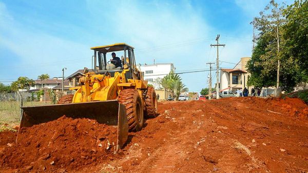Comuna de CDE recupera calles y predios privatizados en era McLeod