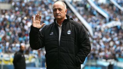 “Un abrazo de alguien que te quiere como un padre”; el mensaje de Luiz Felipe Scolari a Francisco Arce - Cerro Porteño - ABC Color