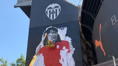 Carlos Lobo Diarte ya tiene su mural en el Mestalla