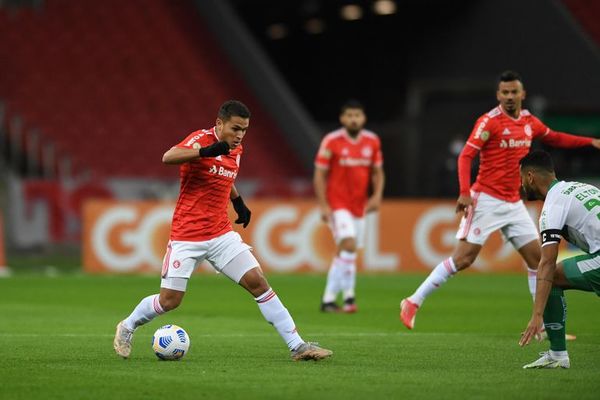 Mientras Olimpia perdía con suplentes, Internacional ganó con titulares y la vuelta de Taison - Olimpia - ABC Color