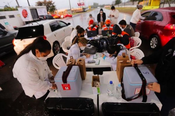 Con más de 1.380.000 vacunados, prosigue hoy jornada de inmunización en todo el país