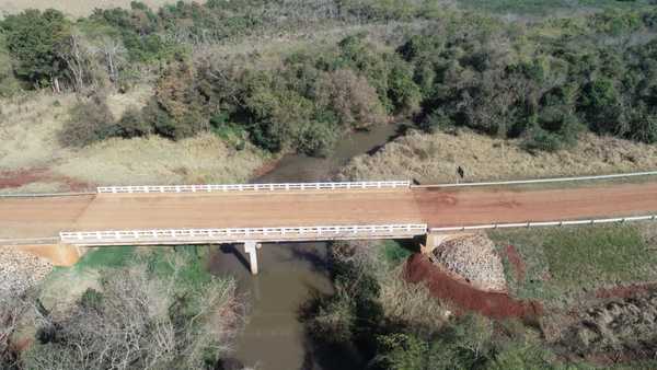 MOPC fortalece conexión entre localidades de Itapúa con 10 puentes | .::Agencia IP::.