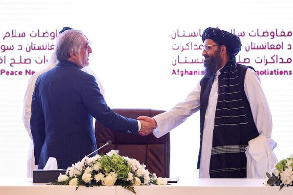 EE.UU. insta a talibanes a mantener la paz y la negociación con Afganistán - Mundo - ABC Color