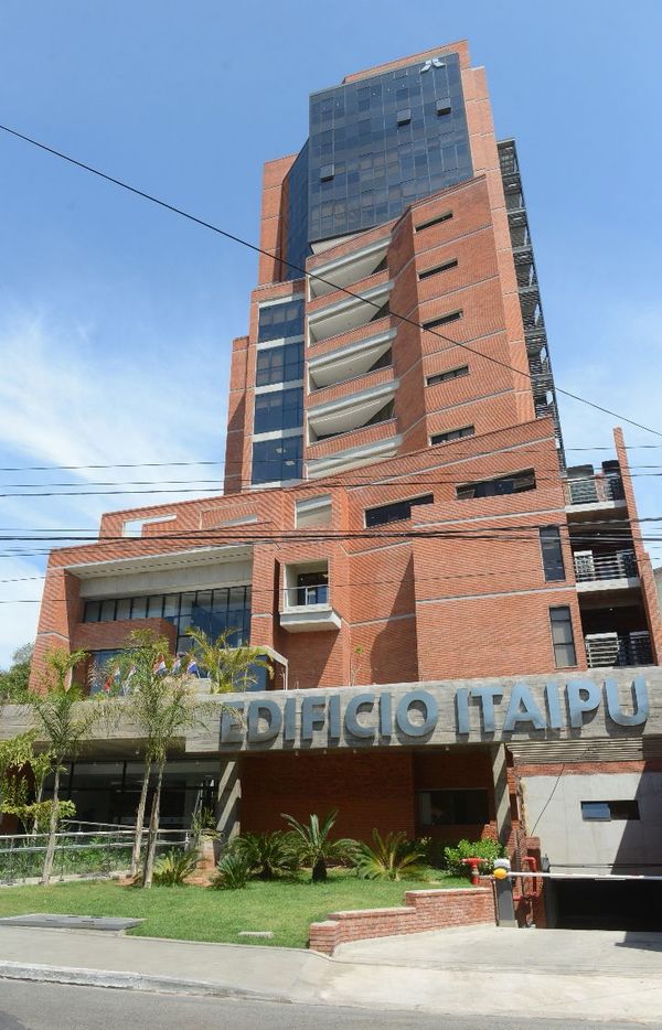 Suspicaces requisitos en concurso de Itaipu apuntarían a direccionamiento - Nacionales - ABC Color