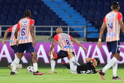 Junior viaja a Asunción en busca de una difícil remontada ante Libertad - Fútbol Internacional - ABC Color