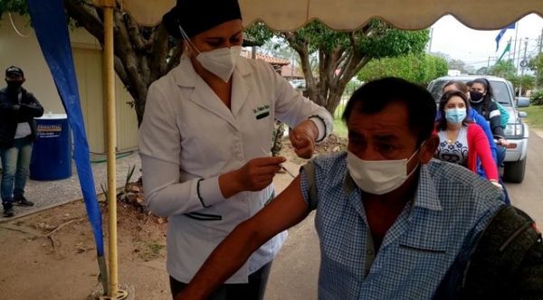Concepción se quedó sin dosis antiCOVID: cerca de 300 personas no pudieron vacunarse