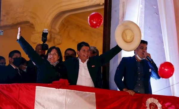 Diario HOY | Pedro Castillo es proclamado presidente electo de Perú