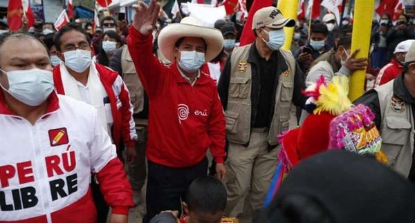 Izquierdista Pedro Castillo será nuevo presidente de Perú, anuncia jurado electoral