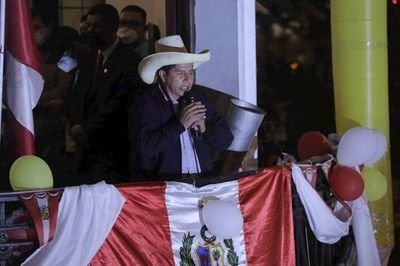 MUNDO | Pedro Castillo es proclamado presidente electo de Perú Lima