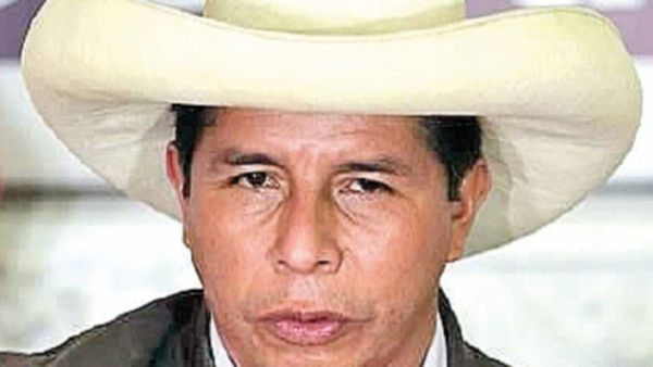 En Perú proclaman a Pedro Castillo como presidente electo